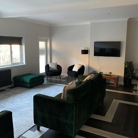 Hillview Apartment Оубън Екстериор снимка