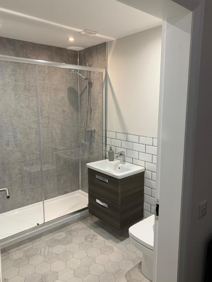 Hillview Apartment Оубън Екстериор снимка